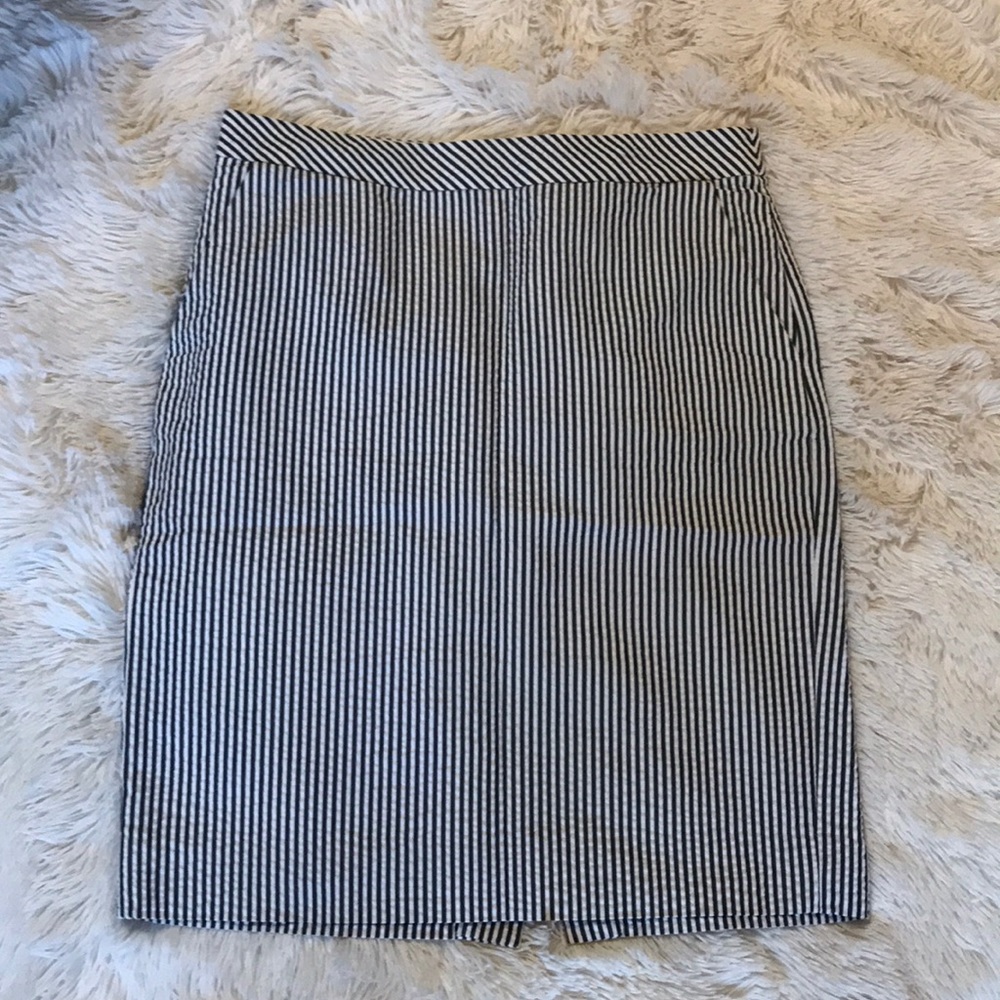 J Crew seersucker pencil skirt